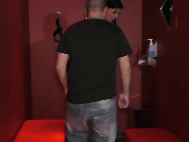 Download: Mountain1988 - Pornostar im Ego Markt gefickt