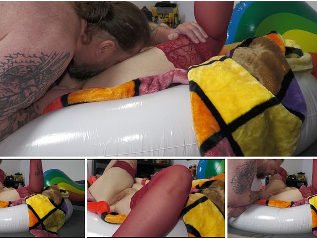 Download: MrsEssen7471 - Ich habe mich auf einem aufblasbaren Einhorn lecken lassen