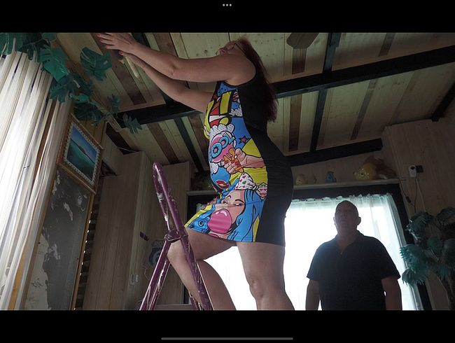 Download: MrsEssen7471 - Poolboy 2. Teil. Ich brauchte seine Hilfe. Doch irgendwie hat er mich falsch verstanden.