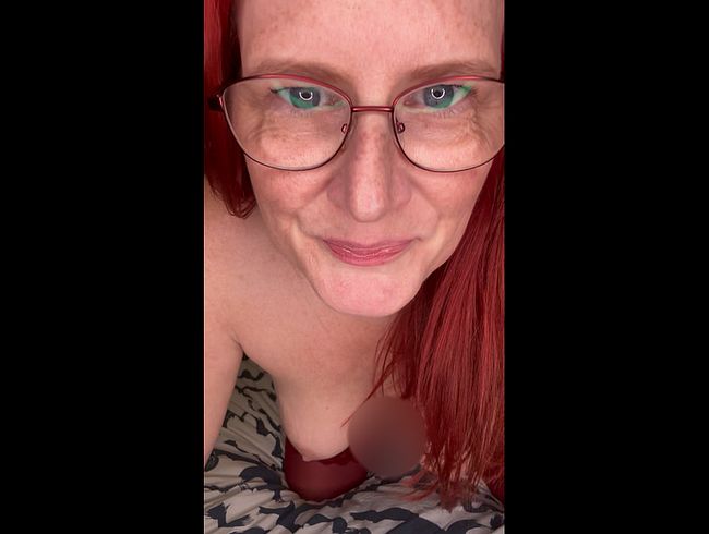 Download: MrsEssen7471 - Wenn man geil auf Anal ist , aber kein Schwanz da ist