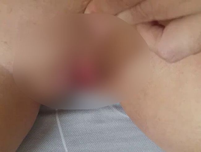 Download: MsCurvylicous - Frisch rasiert den Kitzler gerieben bis ich komme...