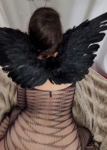 Download: Munichgold - Geile Milf fickt Deinen harten im Doddy Style ordentlich ab mein runder Arsch 