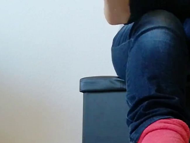 Download: MyLittleDirtySecret - Ausgiebige Fußbeschau