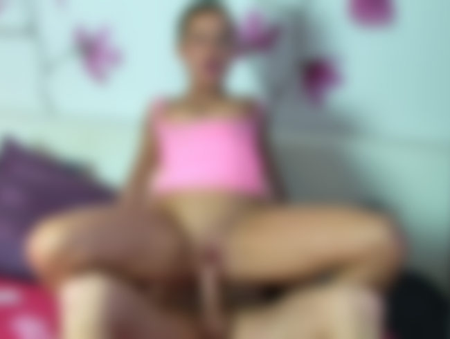 Download: Nachbarsfoetzchen - Jeden Zentimeter Schwanz in meine Fotze gedrückt!!!