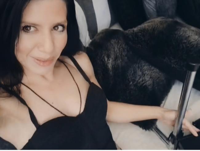 Download: Nataliecarterxx - Natalie Carter wird gefickt ... Komm, sieh zu