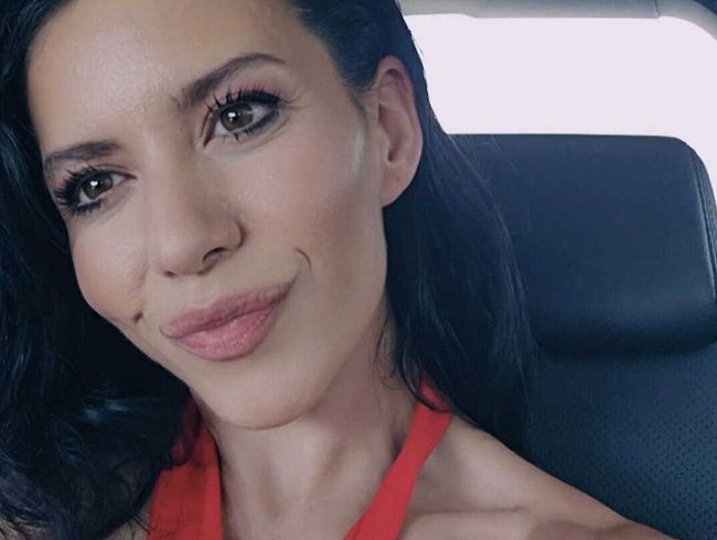 Download: Nataliecarterxx - erste Masturbation so geil nach einer langen Geschäftsreise pochte meine Muschi