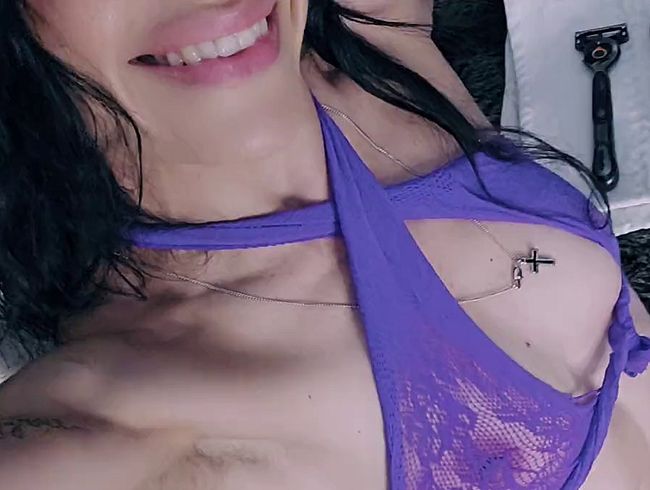 Download: Nataliecarterxx - Natalie Carter, explizite Analrasur mit Analspiel