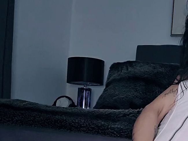 Download: Nataliecarterxx - Natalie Carter, rotes Latex, explizite Pussy-Masturbation