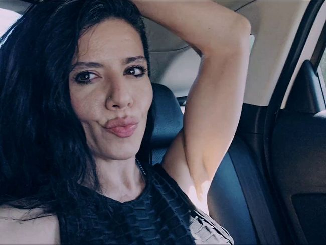 Download: Nataliecarterxx - Natalie Carter denkt nach: Explizite Masturbation während einer Autofahrt