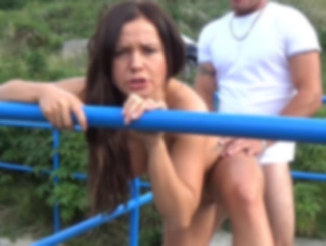 Download: NatursektFans - Pisse und Sperma satt! Ein pervers geiler Roadtrip!!!