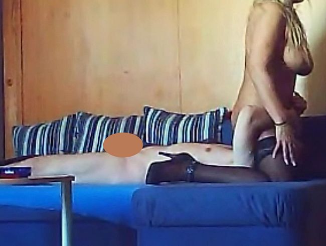 Download: Naturtitten11 - sehr geiler privater Fick