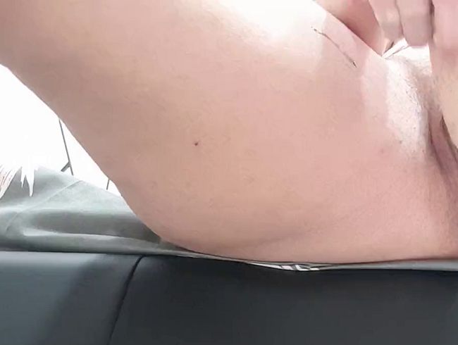 Download: NayanTeen - Schau dir diese geile, schleimige Muschi an!!!!