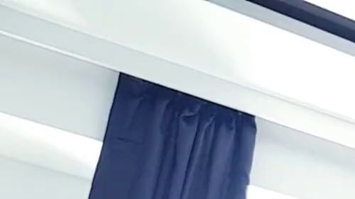 Download: NayanTeen - Muschi fließt und quetscht aus den Fingern, mehrere kräftige Spritzer