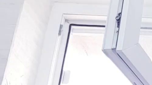 Download: NayanTeen - Nasser Spritzer in der Dusche – ich ficke mich selbst ganz nackt!!