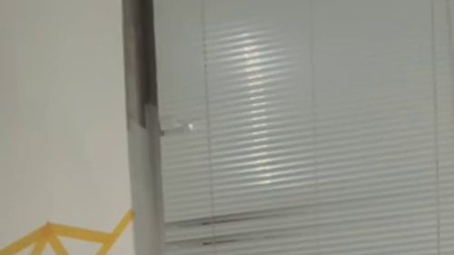 Download: NessiNitro - Ich fühle mich wie gefesselt vor dieser Maschine und kann einfach nicht aufhören