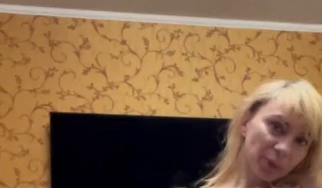 Download: NewSexyLesbi - willst du mich oben haben?