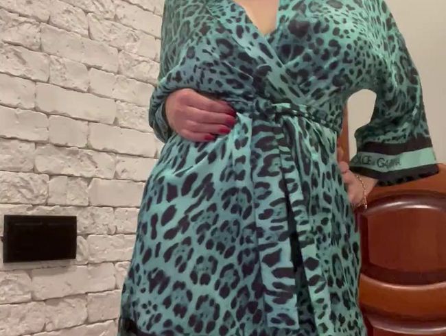 Download: NewSexyLesbi - Ich probiere neue Höschen an