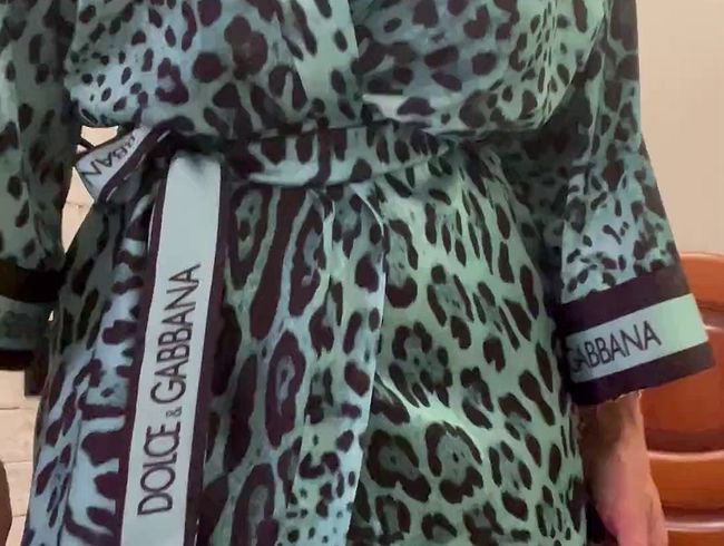 Download: NewSexyLesbi - Ich probiere neue Höschen an !