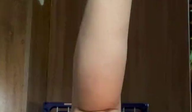 Download: NewSexyLesbi - ich spiele mit meine geile pussy und mache sie extrem nass