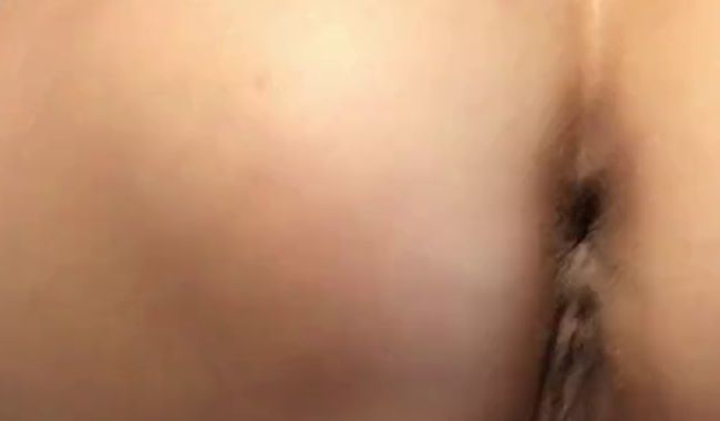 Download: NewSexyLesbi - Twerk mit einem schönen nackten Arsch