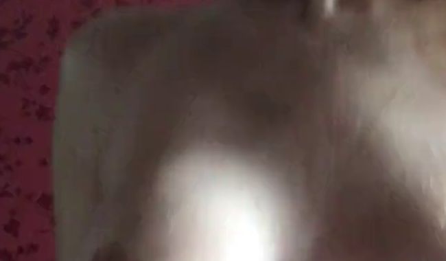 Download: NewSexyLesbi - meine großen Brüste