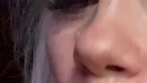 Download: NewSexyLesbi - süßer Blowjob mit einem Fetisch