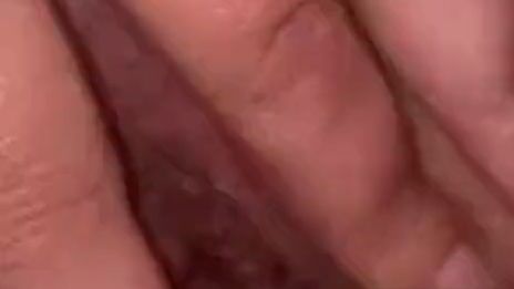 Download: Nicki0211 - Heiße muschi wird gefingert