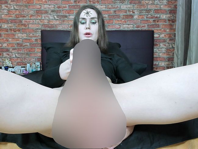 Download: Nickyjem - Halloween 2025. Anal dildo und Sperma.