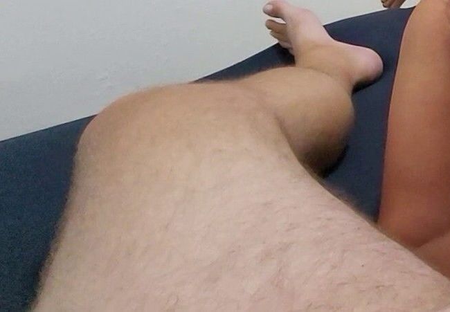 Download: Nikki-Holland - Streicheln mit gespreizten Fingern