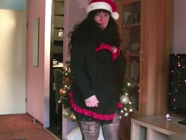 Download: Nikki-Holland - Weihnachtsstriptease und Masturbation