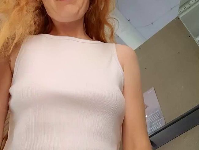 Download: NikkiLexx - Septembers Ankleidezimmer