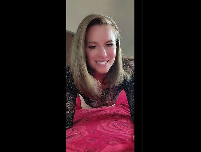 Download: NikkiNevada - Guten Morgen! Sonntagmorgen!