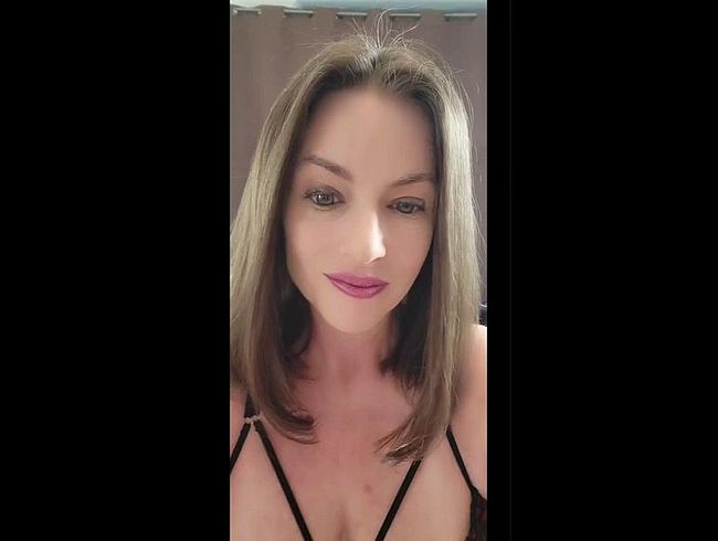 Download: NikkiNevada - Deine freche MILF: Große Titten, feuchte Muschi und schmutziger Wichsspaß