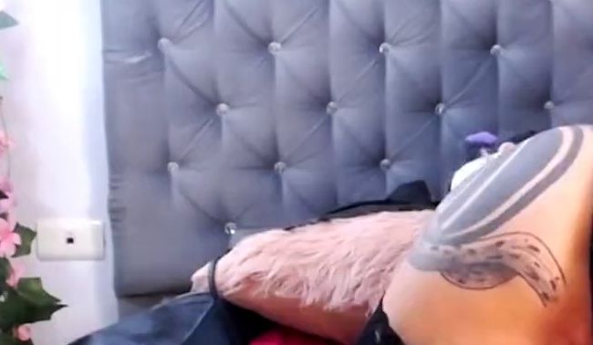 Download: Nina_Bond - A$$ Ob3Y Dessous und lat3x