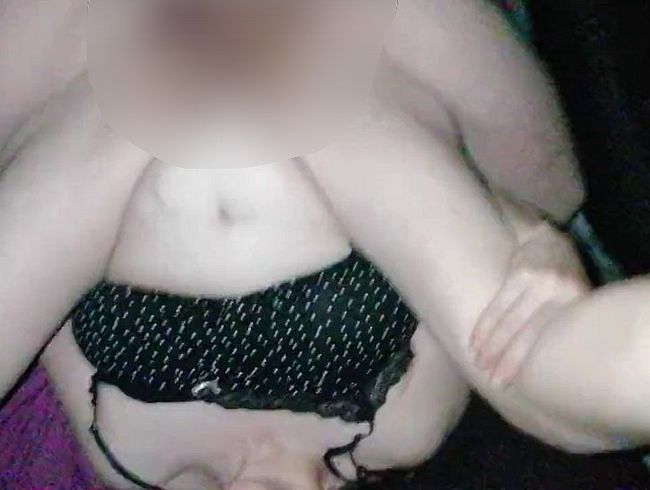 Download: Ninchen39 - Er Bummst mich geil und kommt in mir