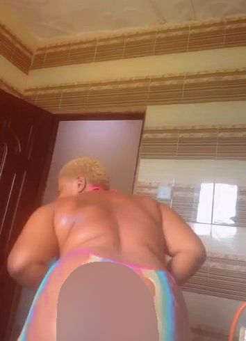 Download: Notorious_boobs - Meine routinemäßige erotische Morgenübung