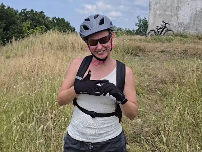 Download: Nurse_Nellie - Fahrrad Tour im Urlaub mit Happy End