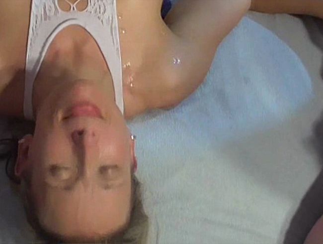 Download: NymphoNora - Letzte Runde