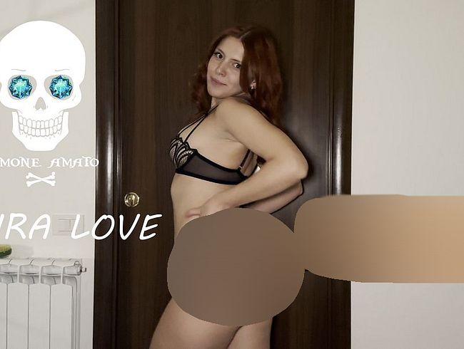 Download: OfficialMrMrsLove - Ich mache meinen Freunden einen perfekten Fußjob, er kommt auf meine Füße