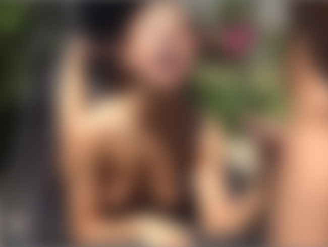 Download: OrnellaX - Teen schluckt die Pisse und dann den Schwanz hinterher!