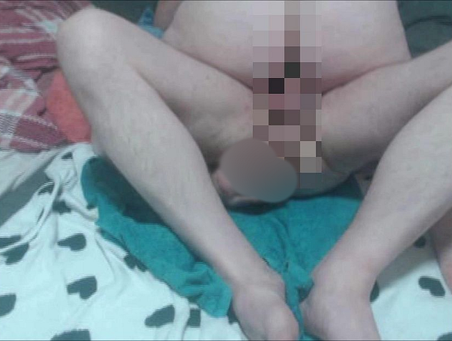 Download: Paar24auchLive - Ich Reite seinen Schwanz ab und Er Fickt sich dabei mit einem Mega Dicken Dildo den Arsch