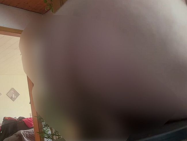 Download: Padinio - Anal-Dildo geritten- schön tief in die arschfot*e rein