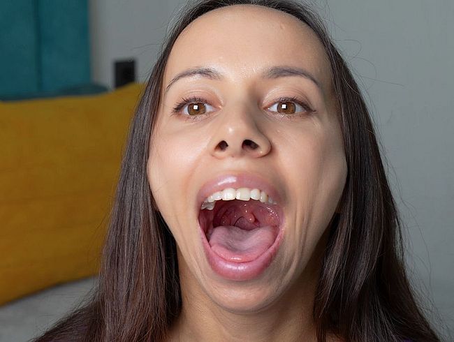 Download: Pantera_Nika - Neue Show mit Gaumenzäpfchen-Fetisch