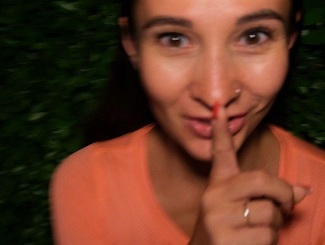 Download: PassionBunny - Riskanter öffentlicher Fick in der Nacht – Afterparty-Spaß mit Freunden – POV