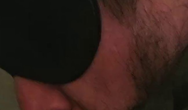 Download: Pehe_Otrok - Fixiert und von der Maschine gefickt.