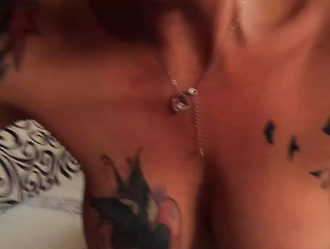 Download: PennySweetLane - Gieriges Fötzchen bekommt ihren saft... pack deinen Schwanz aus und wichs mich genauso voll bitte