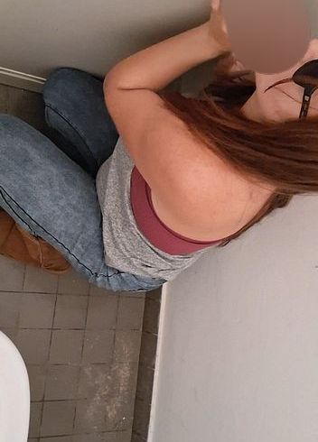 Download: Petra1992 - Ich habe ein Glory-Hole entdeckt!