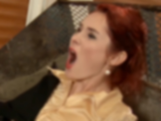 Download: PiaRed - Mega pervers! Sexuell frustrierter Lagerist lässt alles an mir aus!