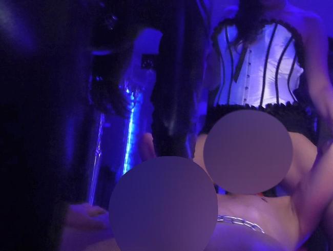 Download: Pia_von_Padberg - Zwei geile Luder benutzen Leckslaven