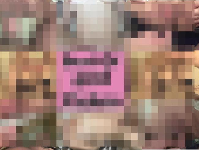 Download: Pissi-Paerchen - Best Of Piss Ficken